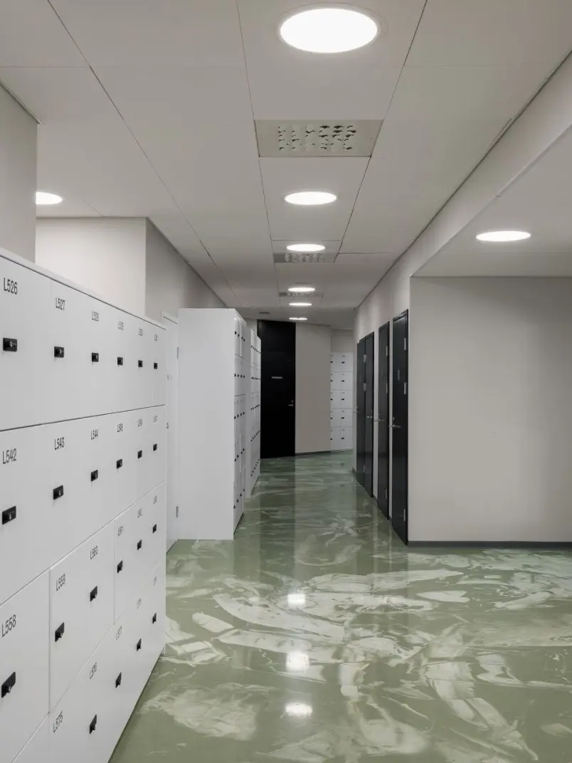 Cozy floor lattiapinnoitusjärjestelmä julkisiin tiloihin