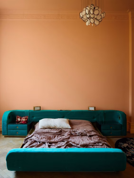 Persikkainen beige: Nude in Nizza