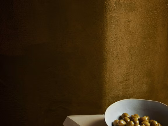 Oliivin vihreä seinä, sävyssä Olives in Oman