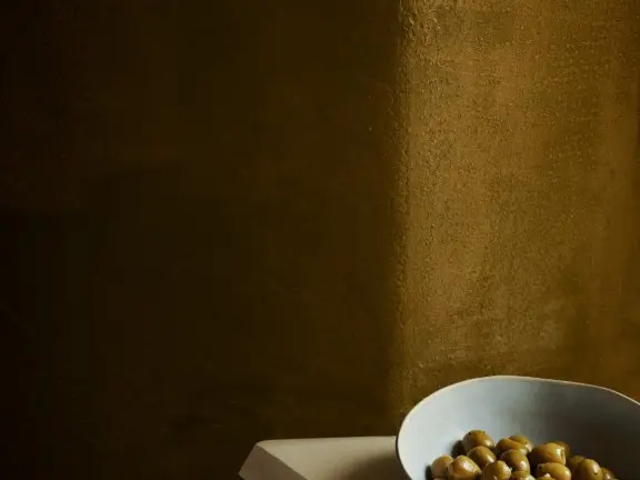 Oliivin vihreä seinä, sävyssä Olives in Oman