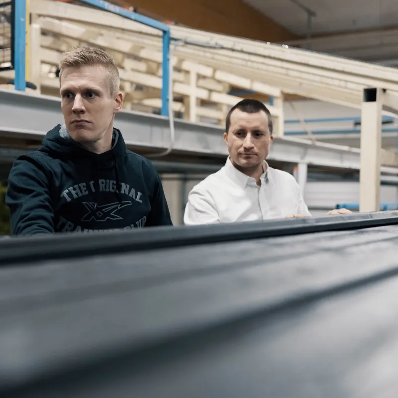 Junnikkalan työnjohtaja ja Tikkurilan avainasiakaspäällikkö