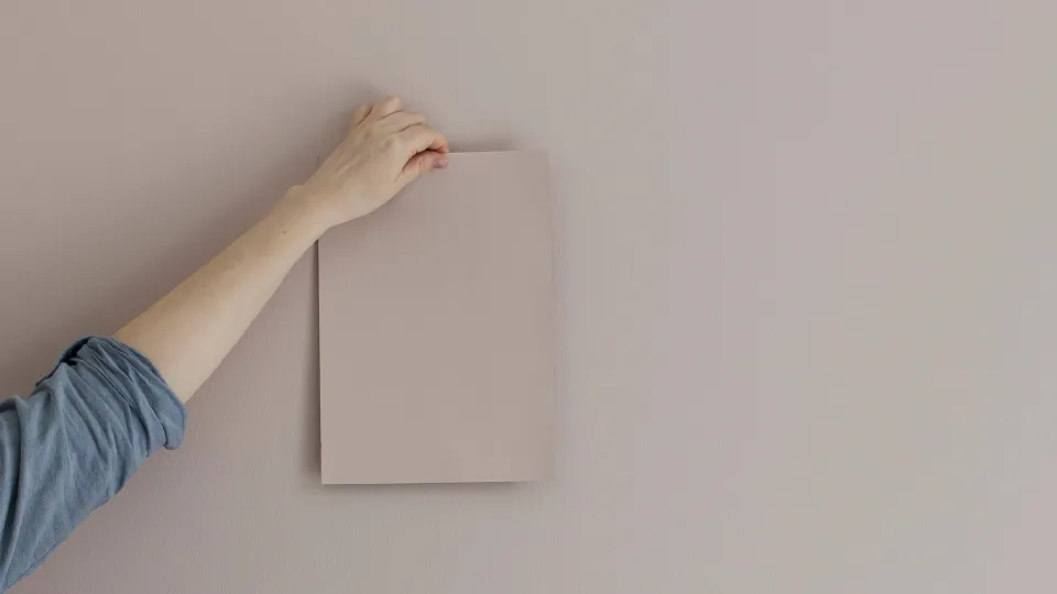 Helpota sävyn valintaa A4-kokoisen värimallin avulla