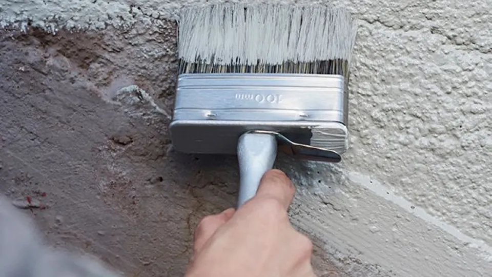 socle in old farmhouse