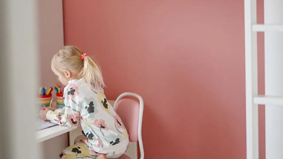 Eri-ikäisten lastenhuoneiden sisustus