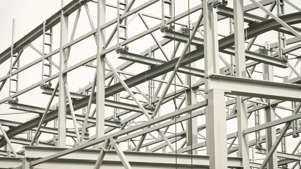 Liuoteohenteiset tuotteet