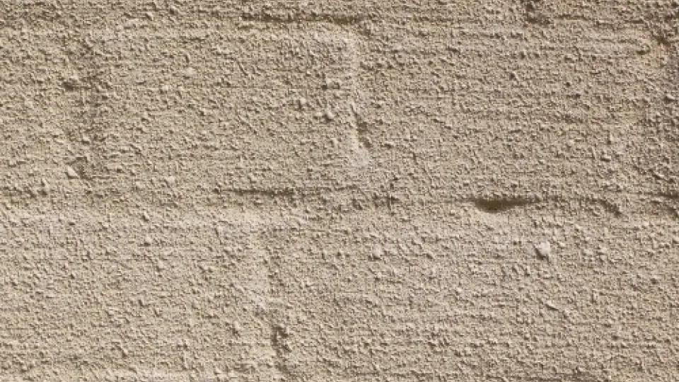 Finnseco KS -kalkkisementtipinnoite tiilipinnalla.