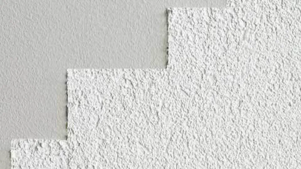 Tunto Karhealla tehtyjä pintoja