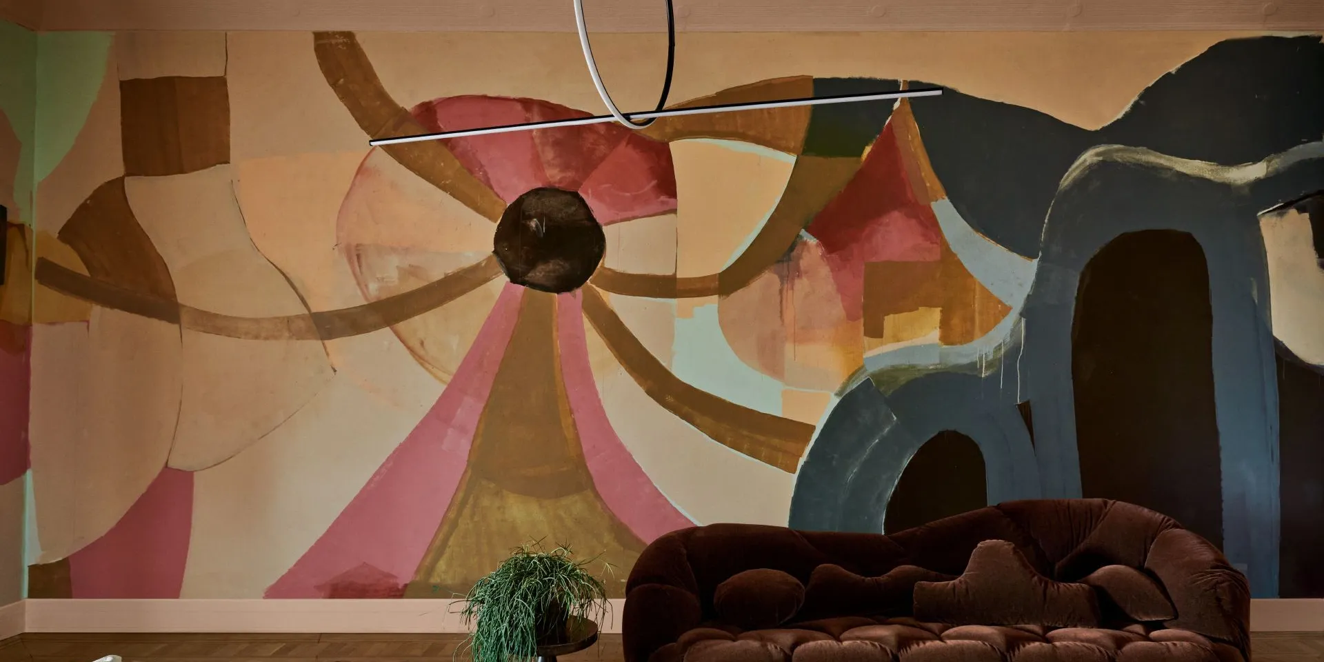 Vuoden 2024 Color Now -värikokoelman taideteokset