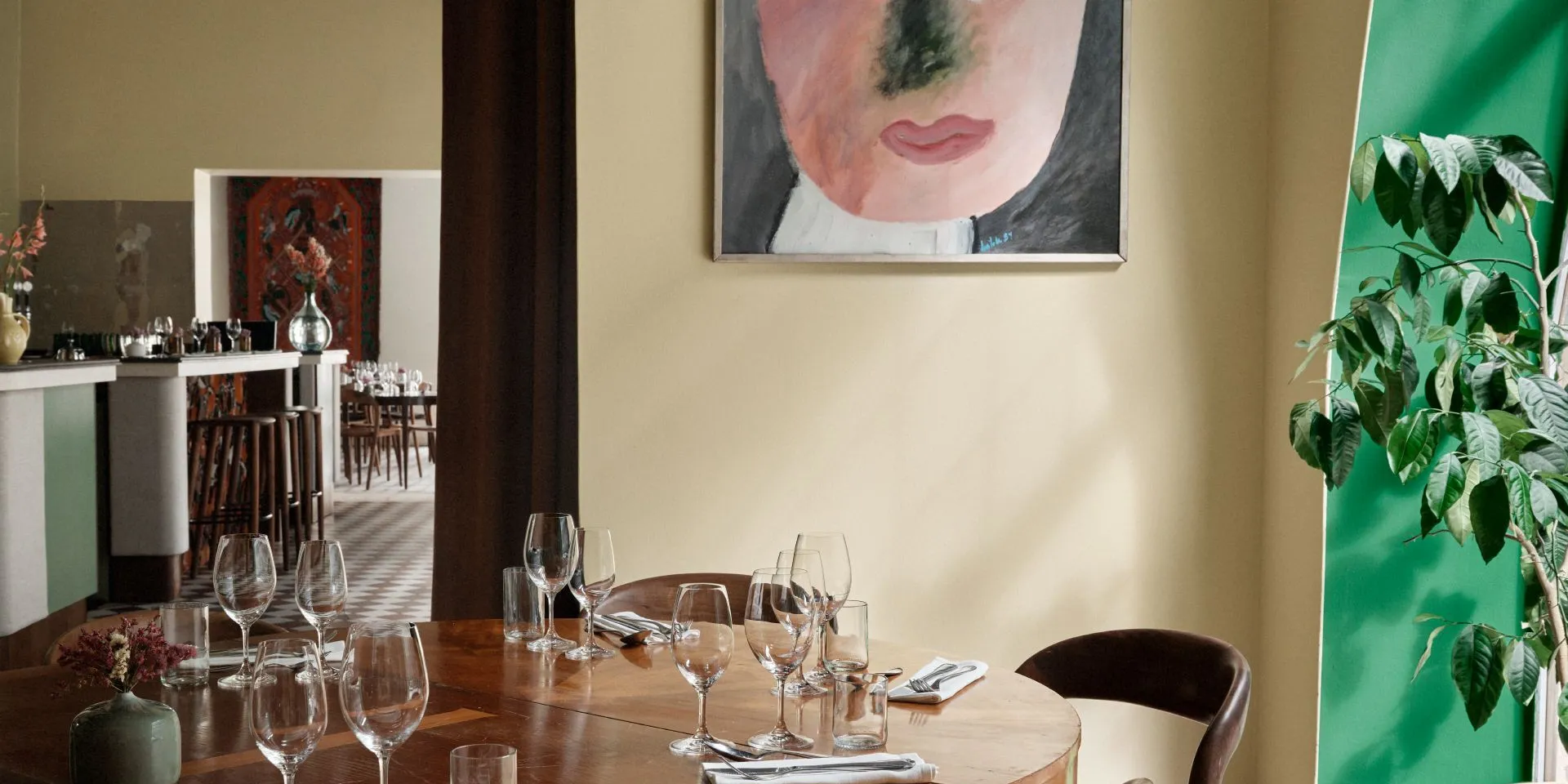 Ravintola Nollan salin seinät