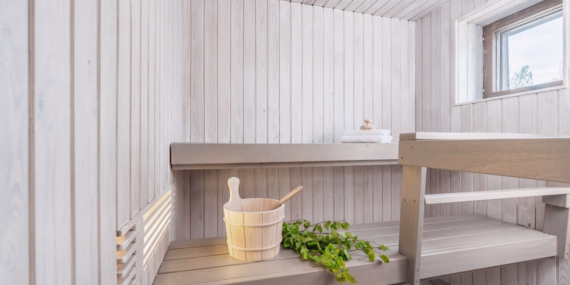 Sauna vahatamine heledaks
