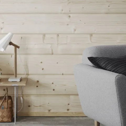 Paneeliseinä, joka on käsitely Paneeli-Ässä Hirsisuojalla