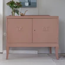 Näin maalaat huonekalun