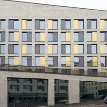 Lyyra-korttelin julkisivu