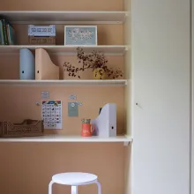 Maalaa magneettinen seinä 