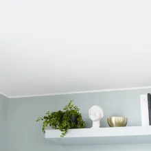 Katon maalaaminen sisällä