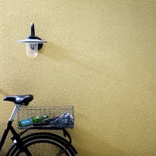 Perinteisen rapatun talon maalaus Kivitex-silikaattimaalilla