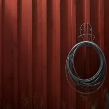 punamaalilla maalaaminen