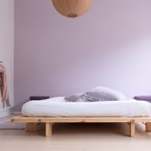 Violetti makuuhuone 