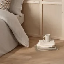 Tuotevalintaopas sisätilojen lattioiden lakkaukseen ja maalaukseen