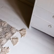 Ohjeet kauniin ja kestävän puulattian maalaamiseen