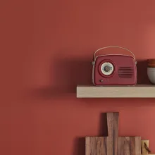 Punainen keittiön seinä