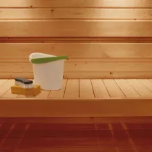 Kellastuneen saunan puupintojen käsittely