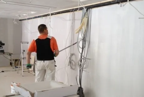 Kurssikeskus seinänmaalaus