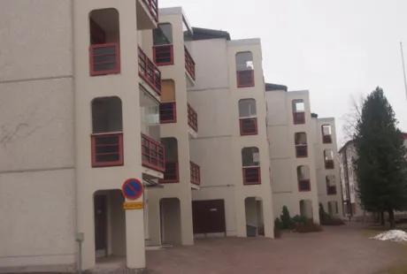 Parvekkeet ja ikkunat