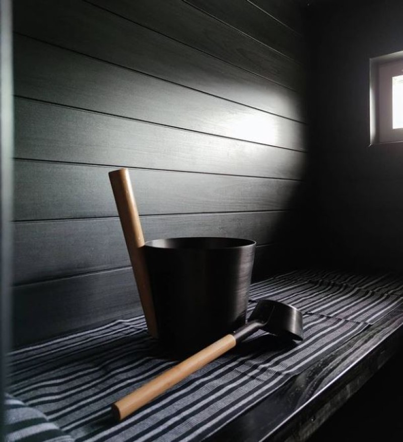Musta moderni sauna