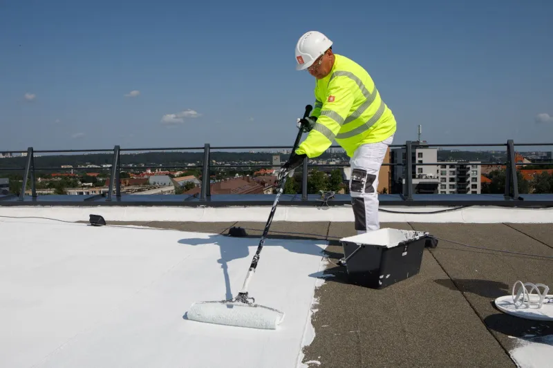 ClimateCooler maalin levitys kattopinnalle